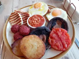 P E Mead & Sons Farmshop