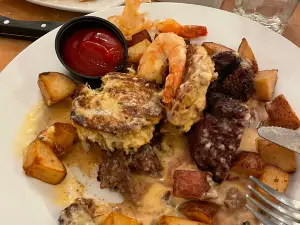 Louisiana Bistreaux Seafood Kitchen East Point