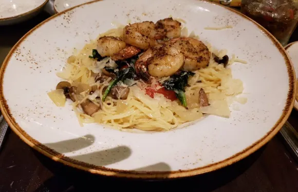 Crossroads Tavern & Grille