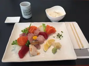 Tomo Japanese Restaurant