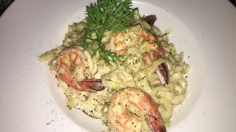 Water's Edge Bistro in ซีนาโลอา