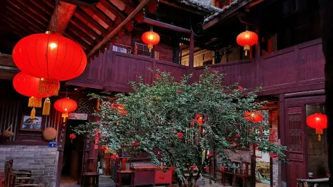 土楼客家民俗文化村福裕楼 in Longyan