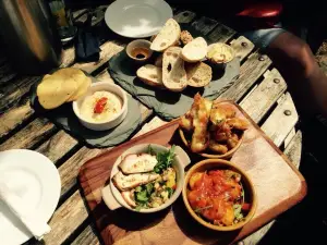 Plato's Restaurant