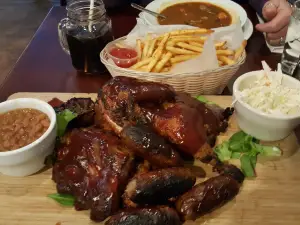CJ's American Grill