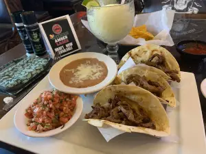 La Herradura Mexican Bar & Grill