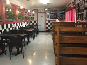 Hot Rod Bar-B-Q