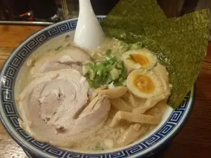 麺家くさび 郡山本店