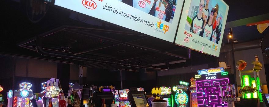 Dave & Buster's