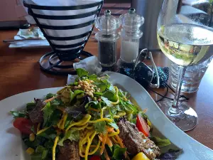 Cut 38 Steakhouse