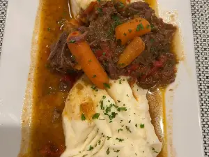RHouse wine & cafe
