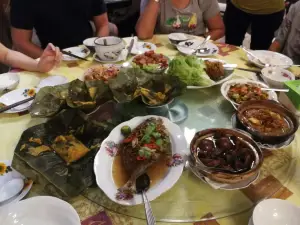 Restaurant Baba Leong Nyonya & International Cooking