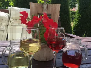 Villaggio Cafe Meze