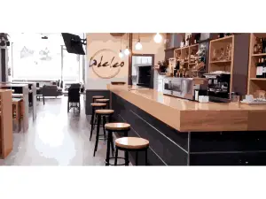 Bar Ladeleo