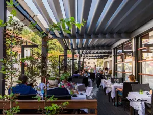 Topli Val Restaurant