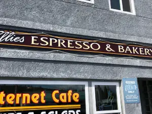 Ellie's Espresso & Bakery