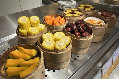 云颐自在酒店·自助餐厅(会展中心店)