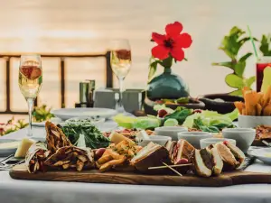 Lime Beach Restaurant & Bar