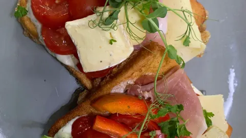Cafe Telc in テルチ