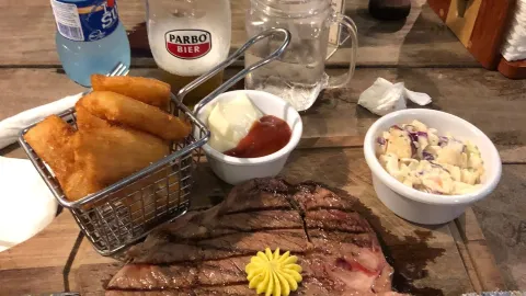 Mighty Racks in Paramaribo