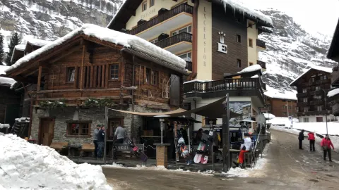 Harry's Ski Bar in Zermatt