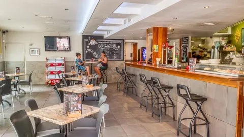 BAR ESCACS in Menorca