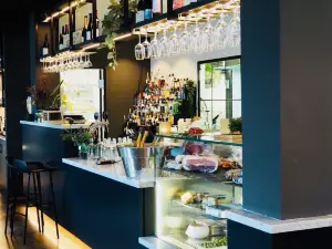 Ti Spiseri&Bar