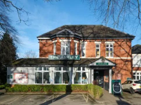 The Ashley Worksop (Hungry Horse)