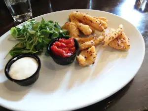 Ownies Bar and Bistro