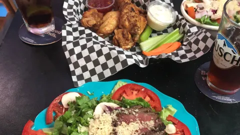 Castaways Pub And Grill in Kimberling City