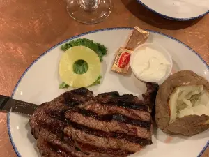 Norma's Seafood & Steak