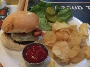 Labby's Grill & Bar