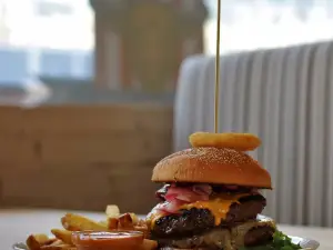 Bull'et American Diner