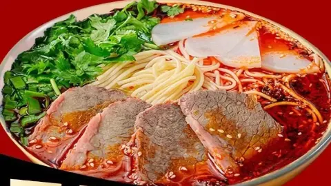 摆府丨九鼎牛肉面(八一中路店) in เก้อร์มู่