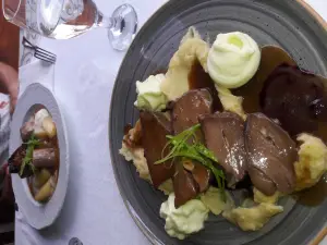 Szarcsa Csarda es Fogado