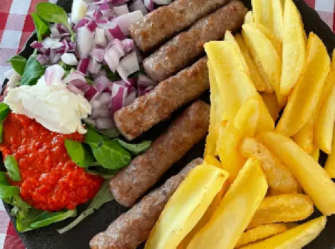 ΕΣΤΙΑΤΟΡΙΟ - RESTAURANT FAMILY