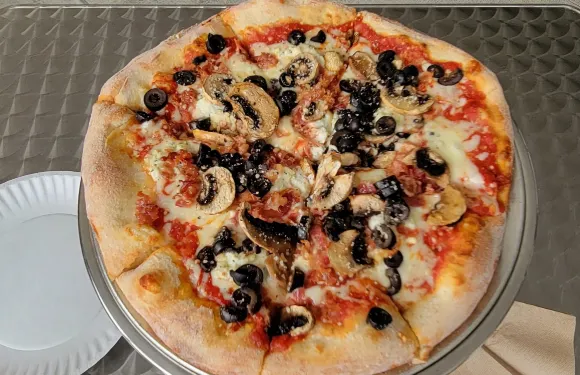 Cucinellas Pizzeria