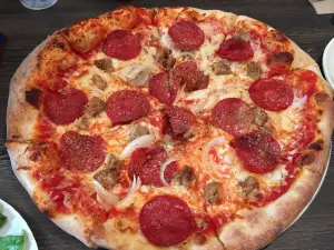 Boston Brothers Pizzeria