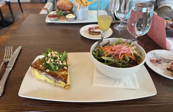 Cafe Zinc