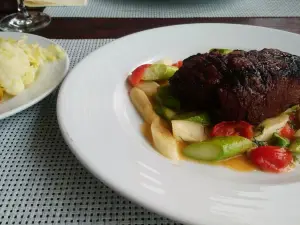 The New Table Restaurant