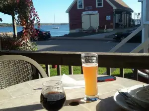 Harbour House Ales and Spirits