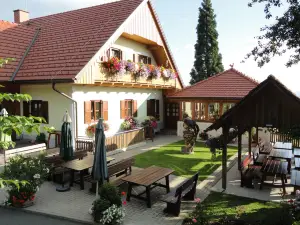 Weingut Buschenschank Hiden Hoellerhansl
