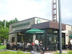 Starbucks Coffee - Enakyo Service Area (Outbound)