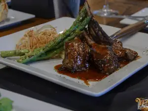 Verf's Grill & Tavern