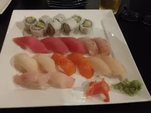 School Sushi