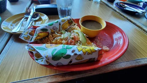 Los Cabos Mexican Grill and Cantina in Broken Arrow