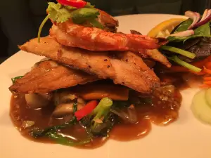 Lily House Thai & Chinese Restaurant