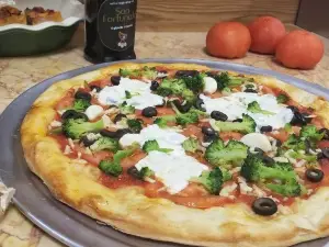 Outta Hand Pizza