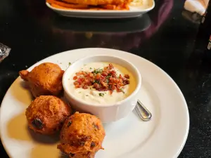 River Falls Restaurant
