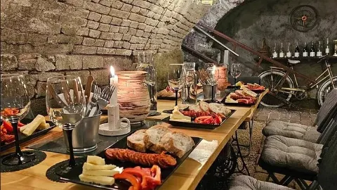 Rustica Borműhely Szentendre - Rustica酒莊 聖安德烈 in 佩斯州