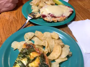 Aspen Leaf Bakery And Cafe